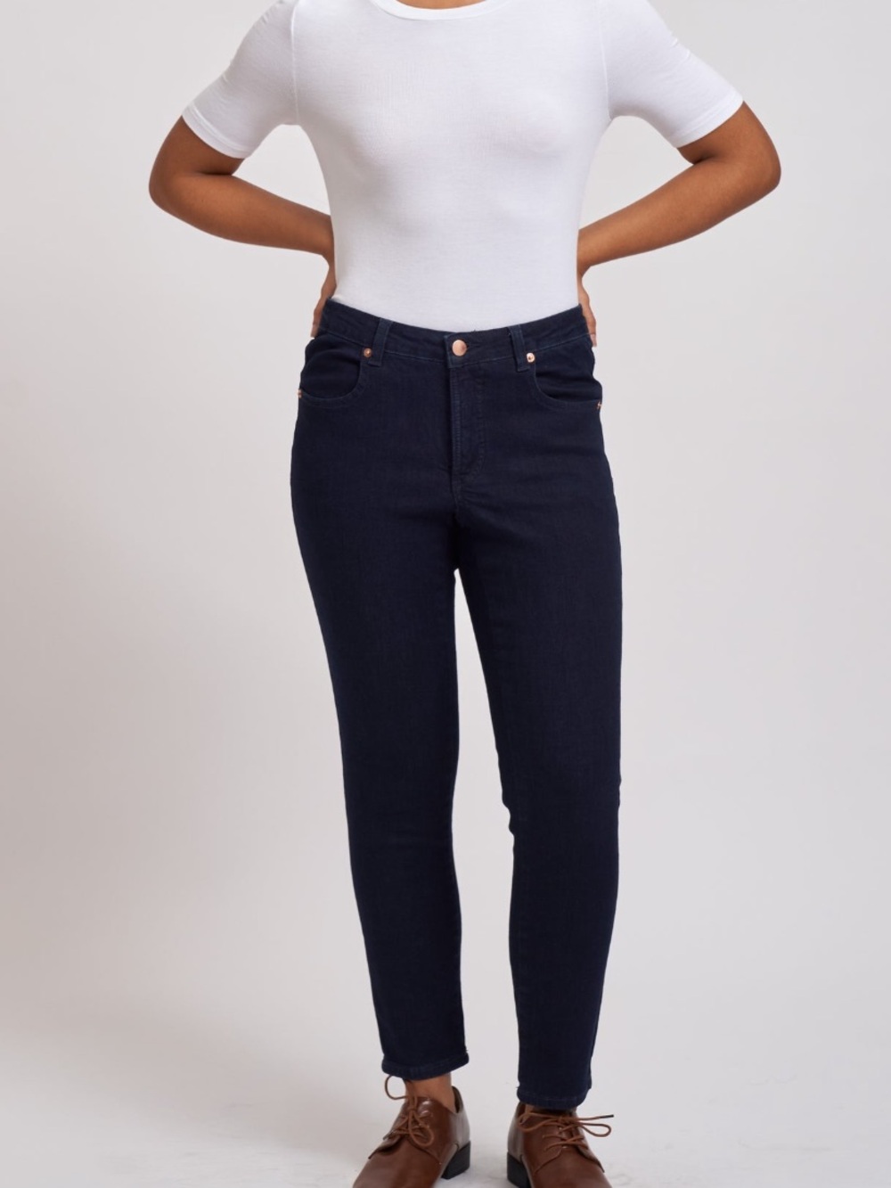 Universal Standard Seine High Rise Stretch Ankle Jeans Dark Wash Women's 10